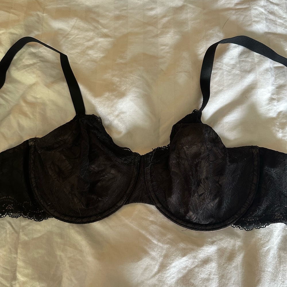 Wacoal black lacy soft cup bra. NWOT